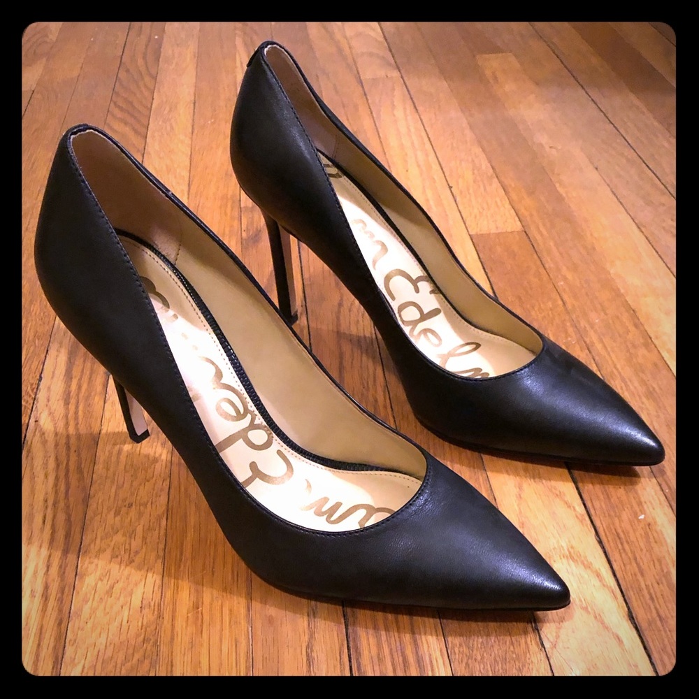 Sam Edleman black leather pumps